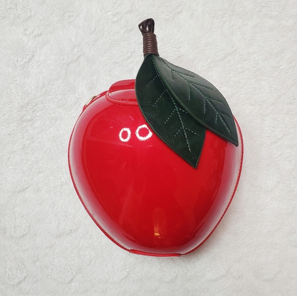 NEW | Snow White Inspired Red Apple Shaped Purse - Picture 7 of 8